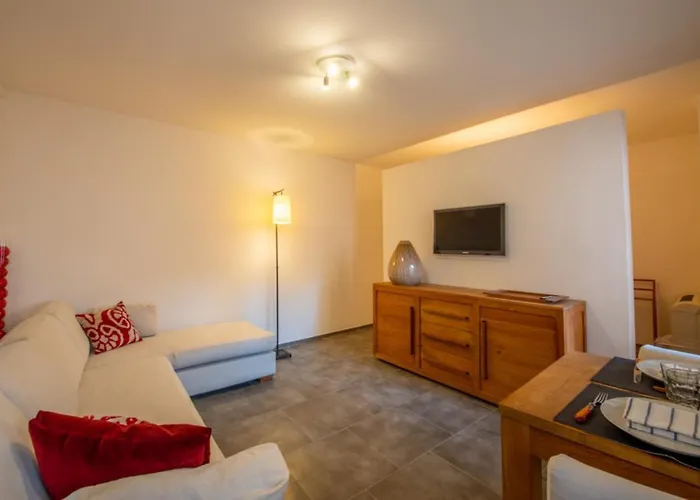 Superb In The Center Of Tropez *