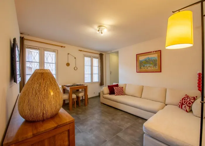 Apartment Superb In The Center Of Tropez