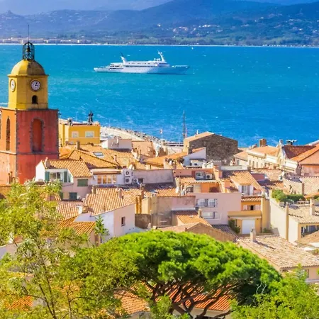 דירה Superb In The Center Of Tropez